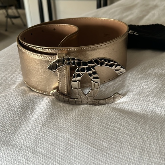 Chanel gold belt sz 80/32 - Picture 2 of 6